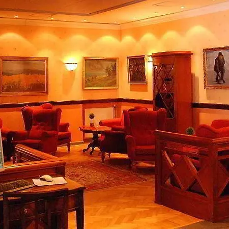 Turisthotell فندق أوبدال