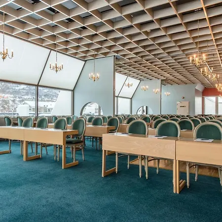 Turisthotell 3* أوبدال