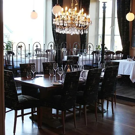 Turisthotell فندق 3*